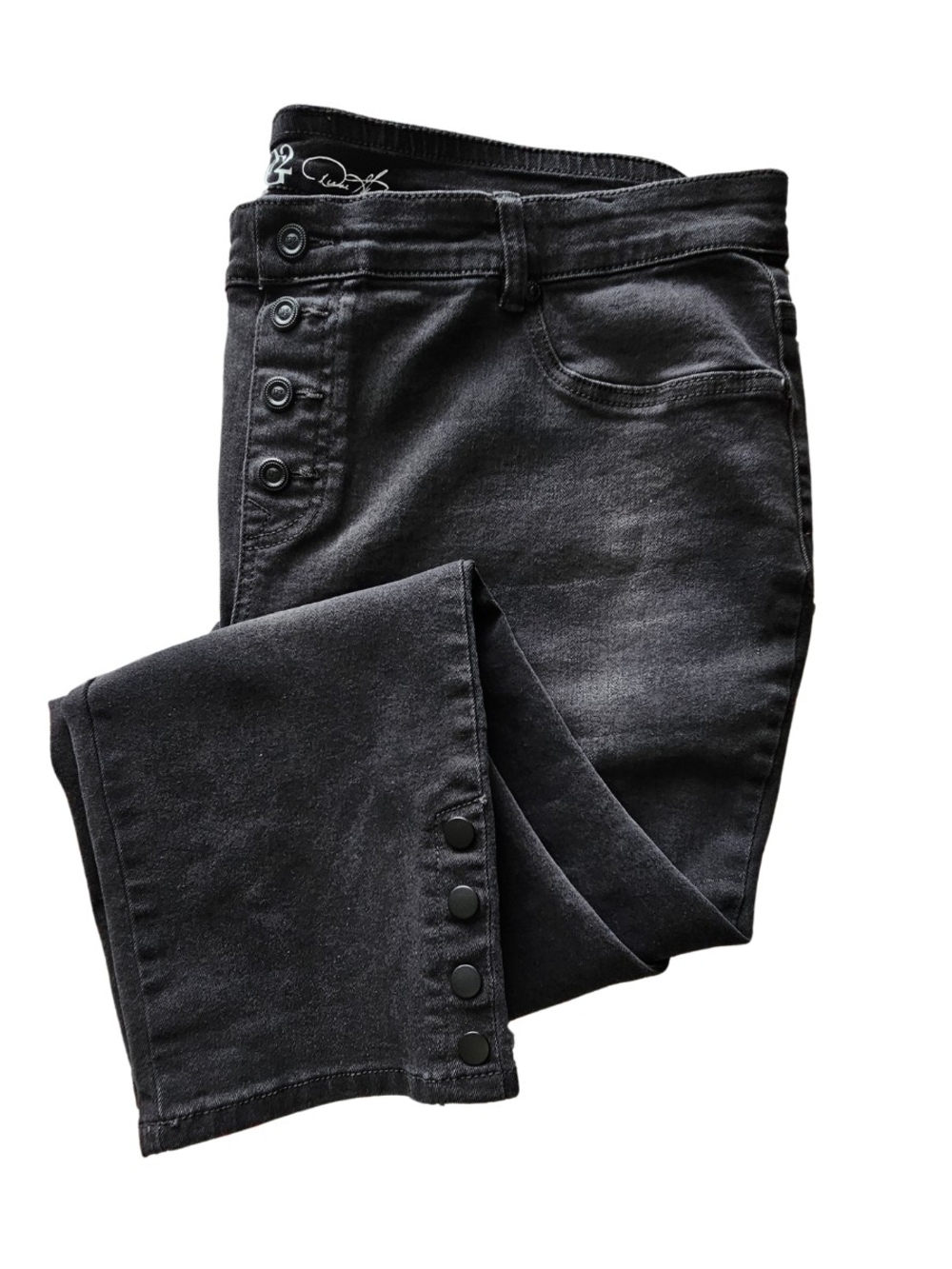 DG2 by Diane Gilman Black Cropped Button-Hem Jeans